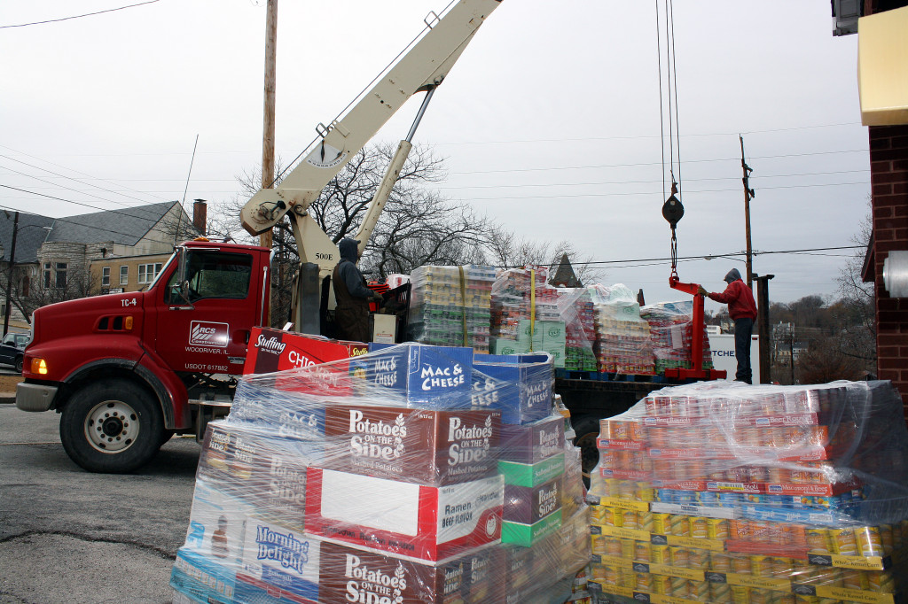 Simmons Food Drive 4
