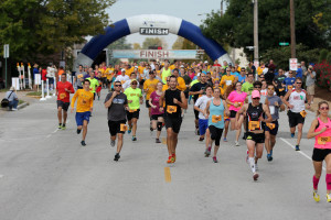 More than 800 people registered for the 2014 Alton Miles for Meso 5K Race, presented by Simmons Hanly Conroy. 
