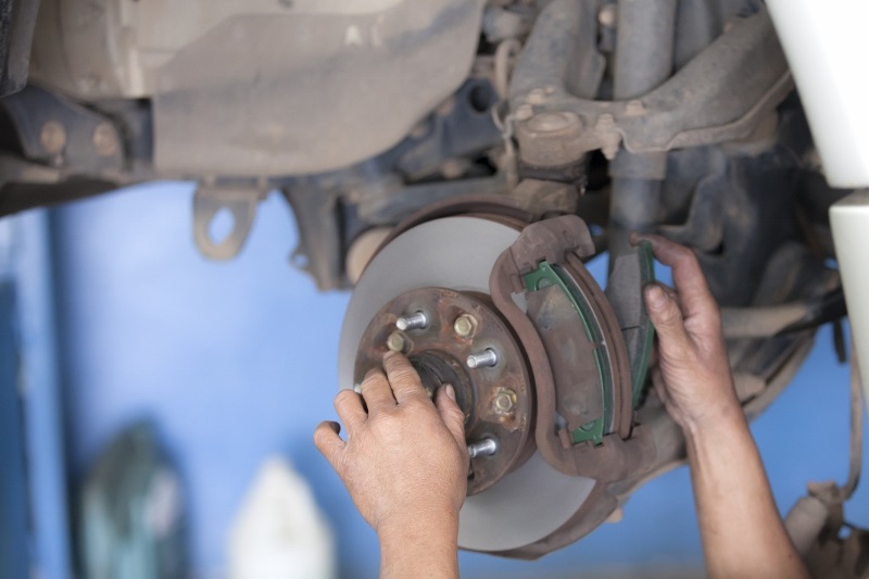 Auto mechanic at work