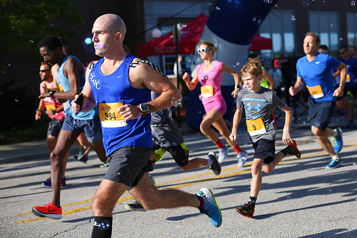 Runners at the Miles for Meso 5k