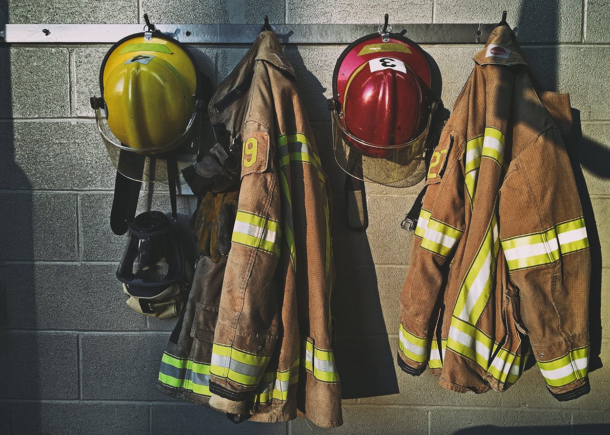 How Firefighters Can Avoid Asbestos Exposure & Limit Secondhand Asbestos Exposure background image