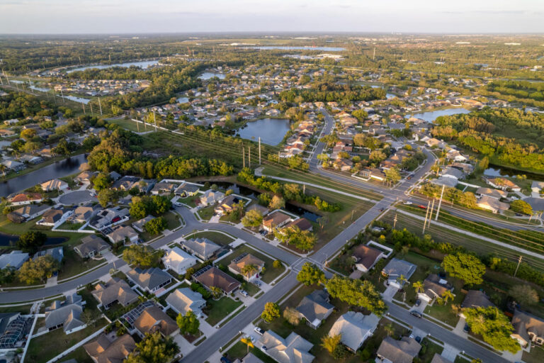 Bird's-eye view of Bradenton, FL